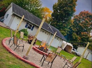 683 Kline St, Colon, MI 49040