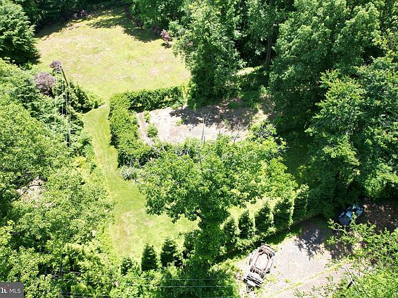 3rd image of 0 Benn Ln