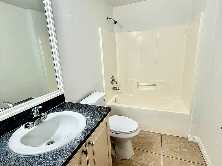 319 Gordon Ave S — Photo 11