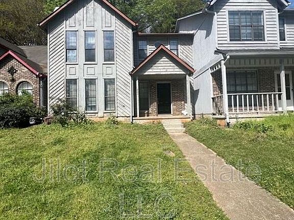 2nd image of 803 Heritage Oaks Dr