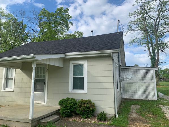 50 Witt Rdg, Irvine, KY 40336