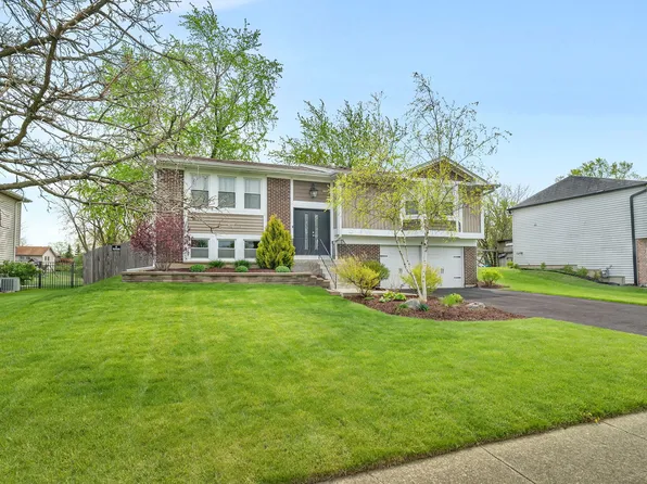 629 Sheffield Ln, Bolingbrook, IL 60440