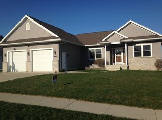 4909 Kylie Ct, Cedar Falls, IA 50613