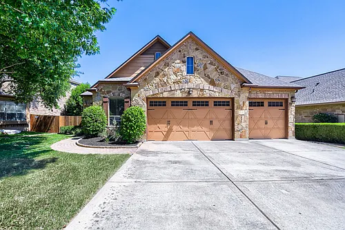 1601 Elkins Ln Photo 1