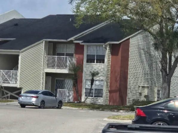806 Lake Haven Sq Unit 203, Brandon, FL 33511