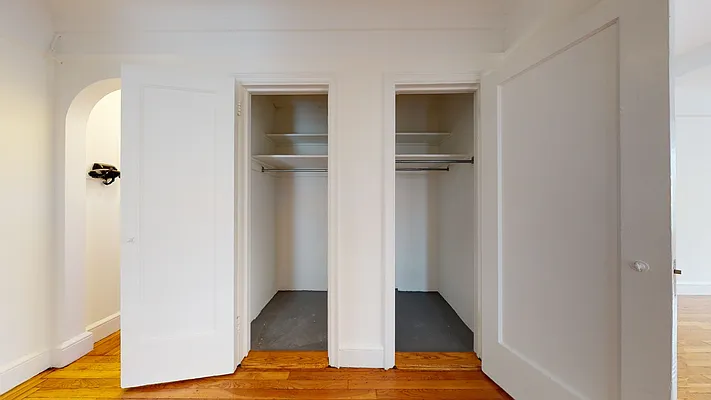 Rented by Bond New York | media 8