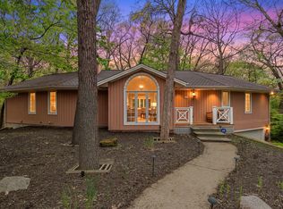 30 Briarwood Trl, New Buffalo, MI 49117