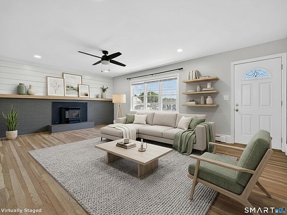 4th image of 74 Nicholas Avenue