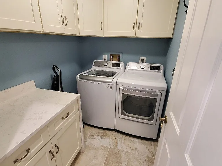 436 Bouchelle Dr #202 — Photo 12