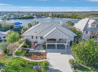 2771 Teal Ct, Saint James City, FL 33956
