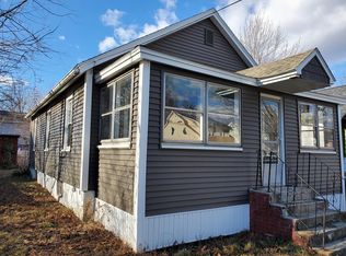 268 Denver St, Springfield, MA 01109