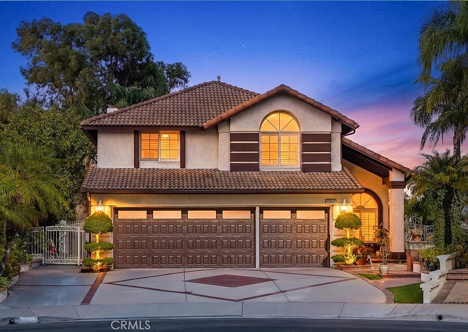 1st image of 13847 Vista Grande Dr