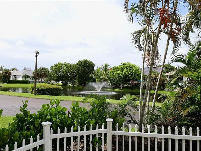 6123 Montego Bay Loop — Photo 26