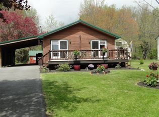 598 Bunker Hill Rd, Mayfield, NY 12117