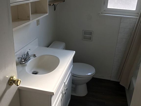 5th image of 2539 W Iris Ave