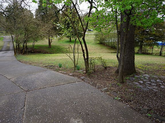 5th image of 115 Vista Hills Blvd