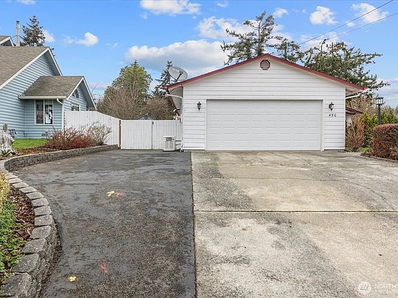 4th image of 450 W Whidbey Avenue