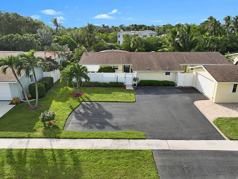 208 Sims Creek Dr — Photo 27