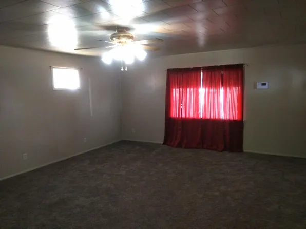 209 Frontera St, Borger, TX 79007