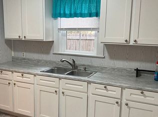 403 N Arenas St, Rayne, LA 70578