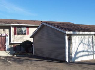 3267 Dodd Ln, Eagan, MN 55121