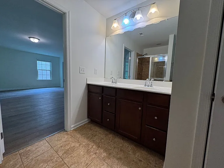 219 Luna Trl — Photo 30