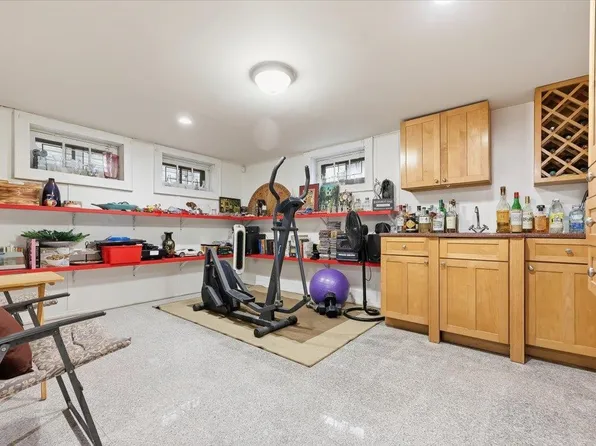 118 Avenue B image 18 of 21