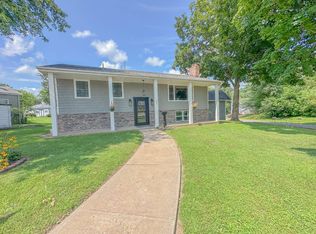 567 Williams St, Barry, IL 62312