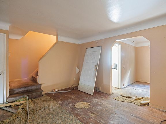 5th image of 18903 Evergreen Rd