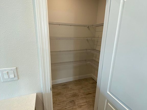 5th image of 6807 Bridgman St