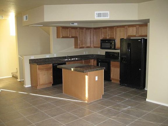 3rd image of 2402 E 5TH Street #1434