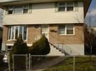 15 Fairview St, Yonkers, NY 10703