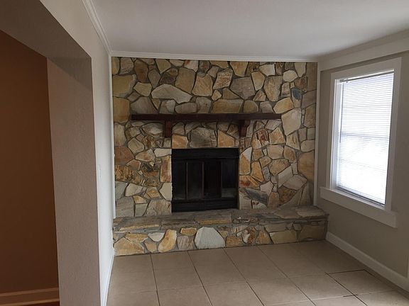 2nd image of 3801 Scenic Hwy N #A