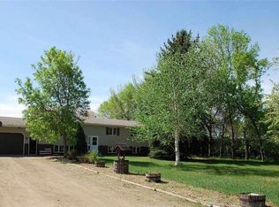 7610 15th Ave SE, Minot, ND 58701
