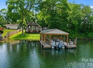 6208 Vandresser Point, Hickory, NC 28601
