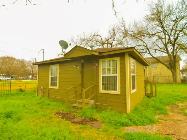 7326 Eagle Pass St, Houston, TX 77020