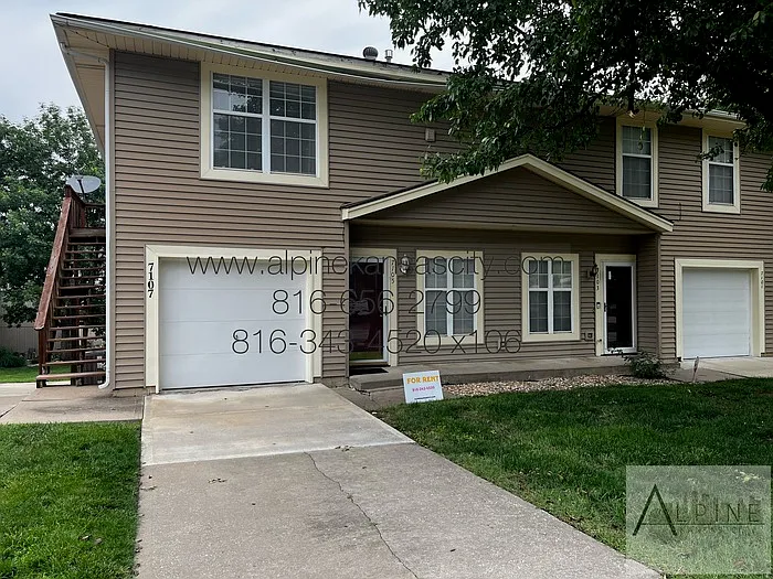7105 N Kingston Ct — Photo 1