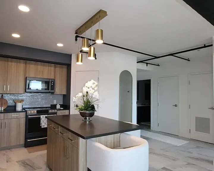 1309 Thomasville Rd — Photo 3