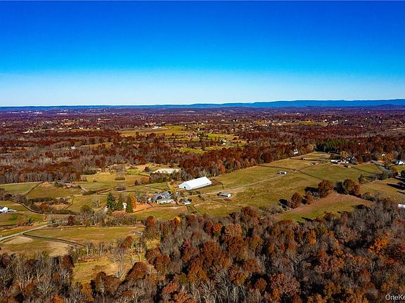 4th image of 256 Ridge Road