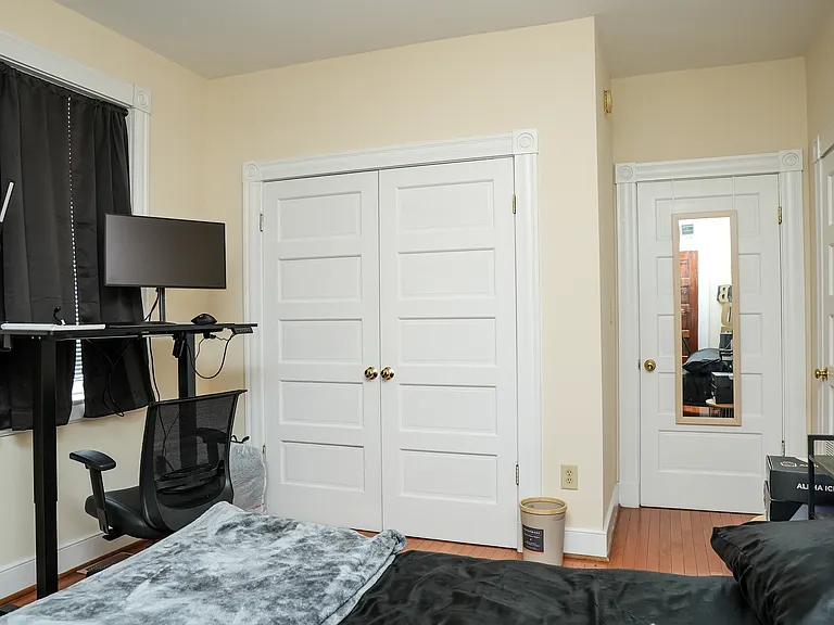 613 Price St #B — Photo 17