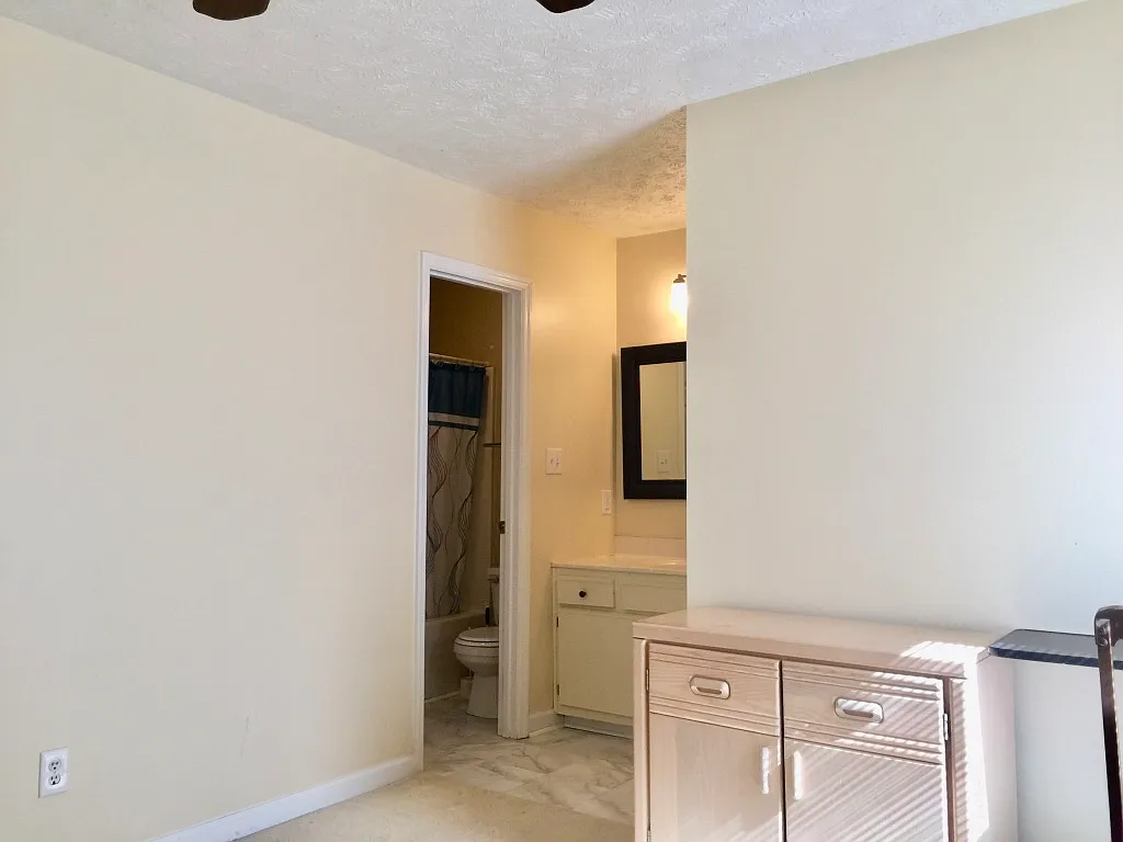 4 bed, 1800 sqft, $1,550 — Photo 4