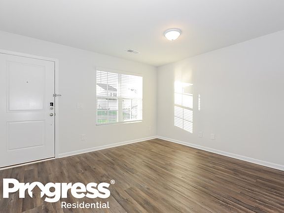 4th image of 436 Pollyanna Dr