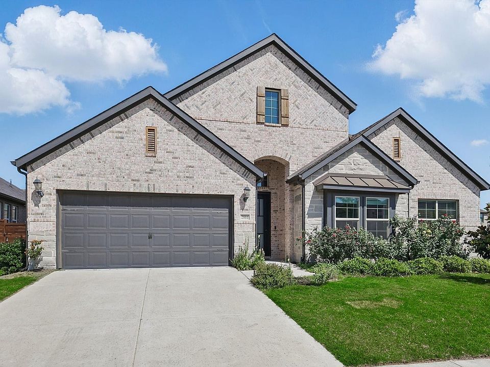 1st image of 2801 Rosewood Way