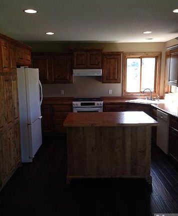 5th image of 5415 149th Ln NW