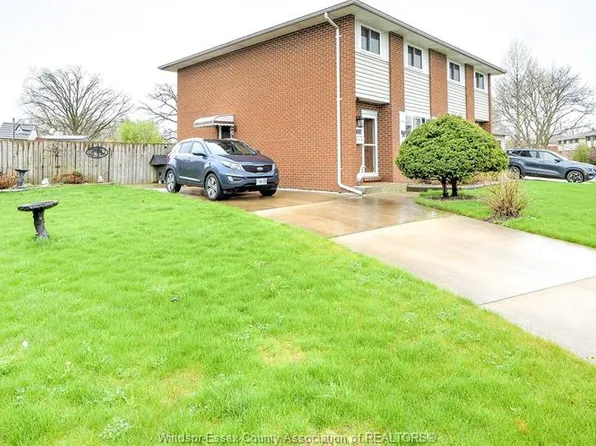 9447 Alten Dr, Windsor, ON N8R 1V9