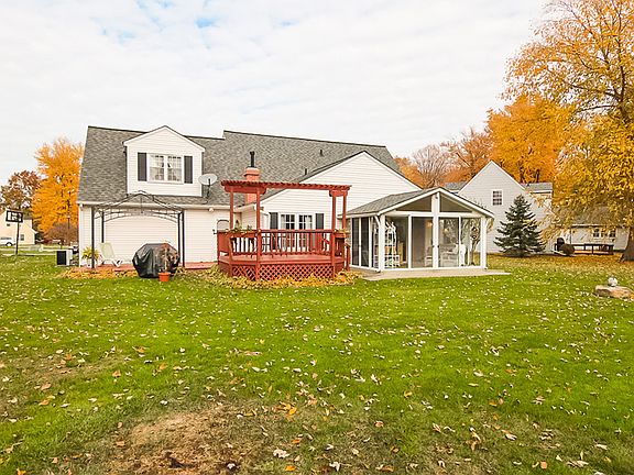 2nd image of 7734 Kittery Ln