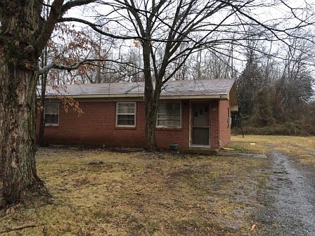 1st image of 118 Hadley Dr APT B