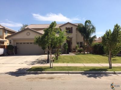 217 Quail Run Dr, El Centro, CA, 92243