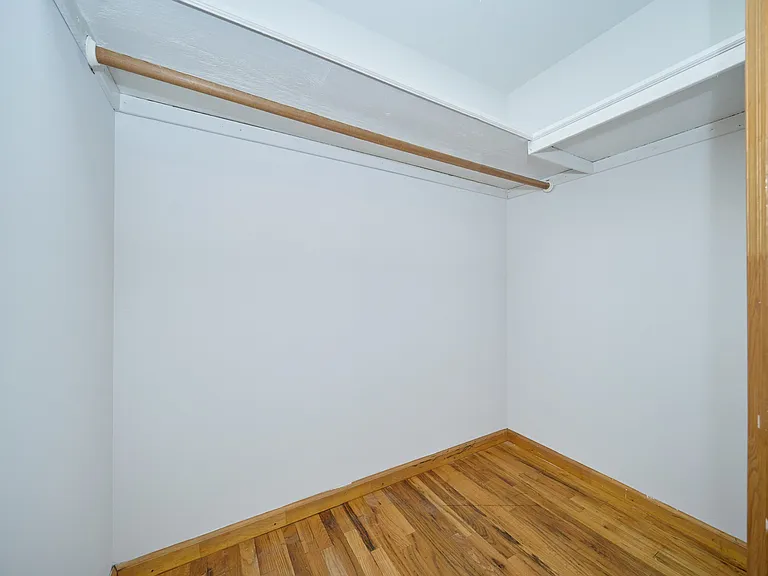 460 9th Ave #3 — Photo 15