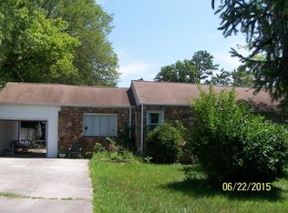 5610 Ridgefield Rd, Knoxville, TN 37912